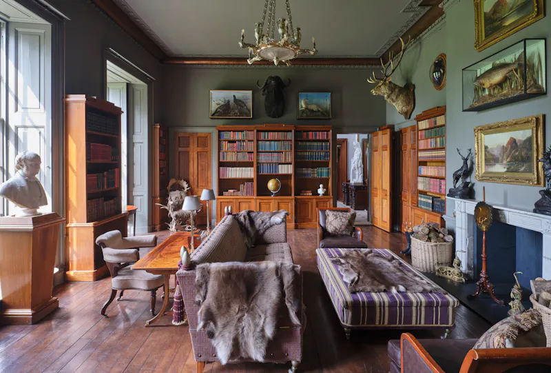 Library at Grand Worcestershire venue, B1999 (photo 7)