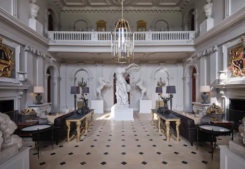 Grand Worcestershire venue, B1999