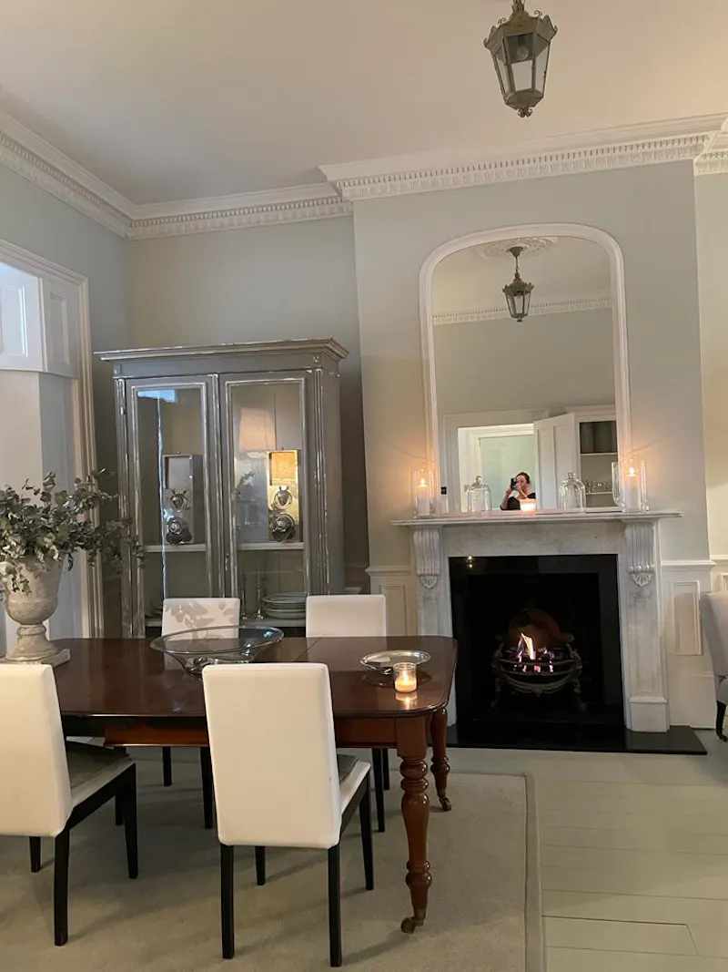 Dining room at Grade II Shepperton house, A1441 (photo 11)
