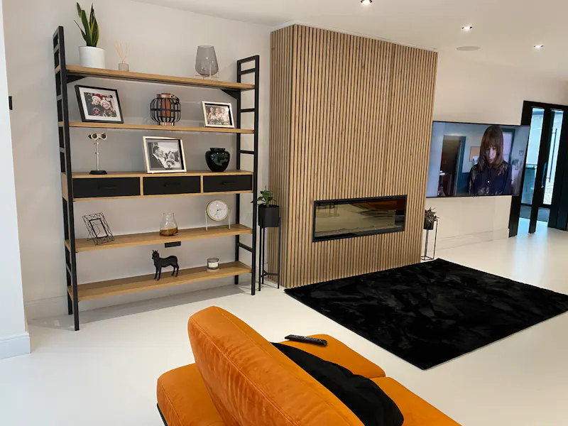 Modern Millbrook house, K471 (photo 17)