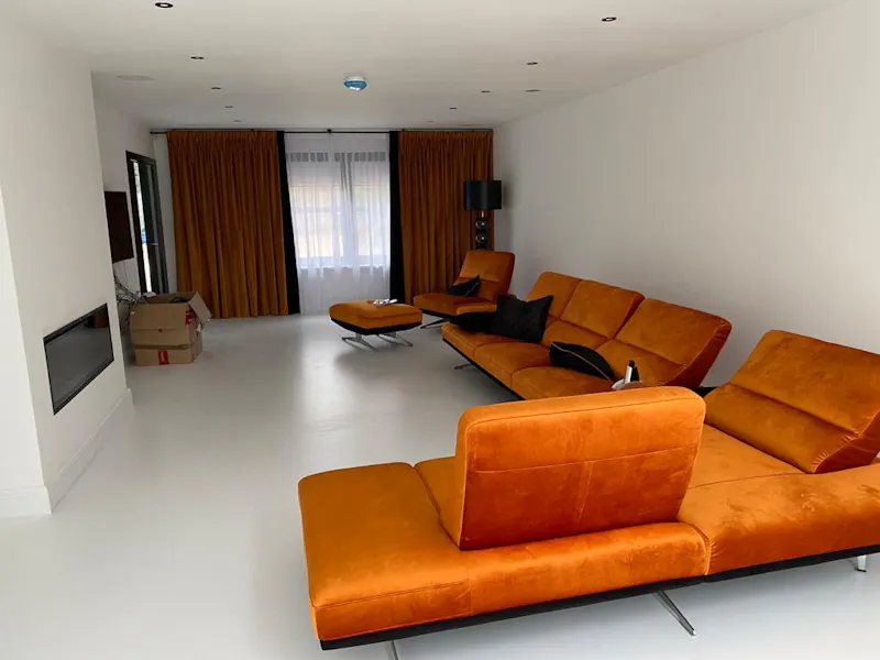 Modern Millbrook house, K471 (photo 14)