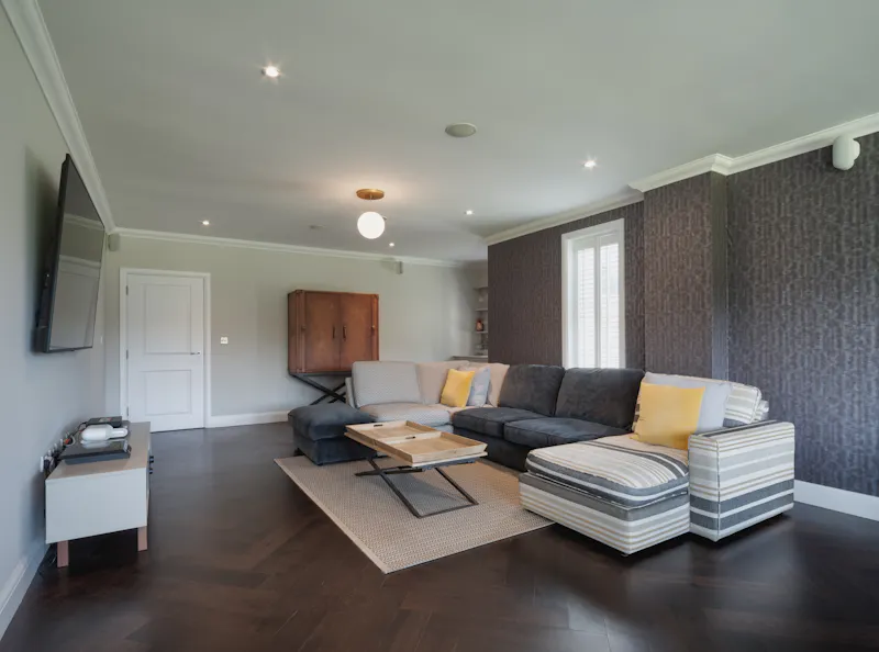 Living Room at New England Soberton house, D2666 (photo 15)