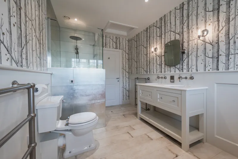 Bathroom at New England Soberton house, D2666 (photo 27)