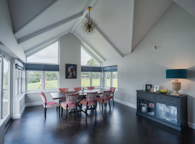 Dining room at New England Soberton house, D2666 (photo 5)
