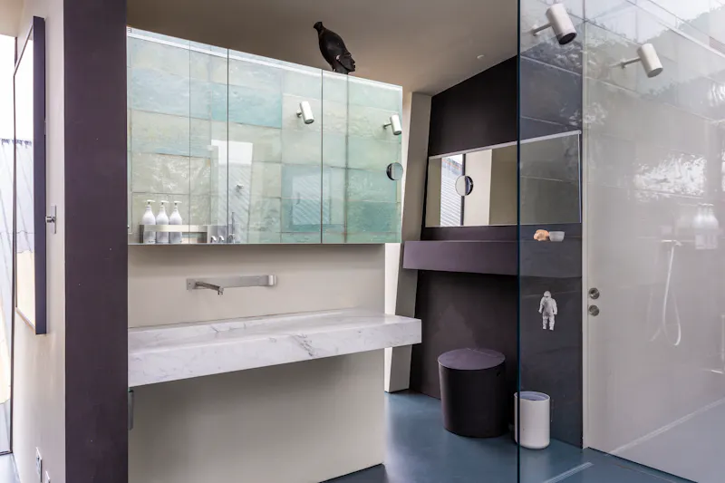 Bathroom at Ashby Mews Industrial, N518 (photo 18)