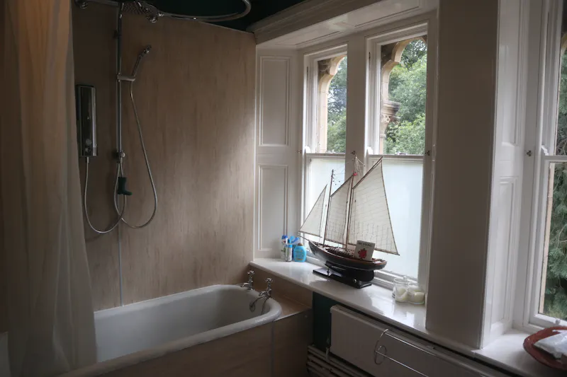Bathroom at Stocksfield Gothic house, B1996 (photo 53)