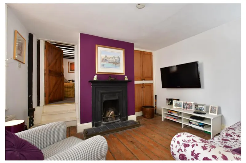 Living Room at Rochester converted bakery, D2674 (photo 6)
