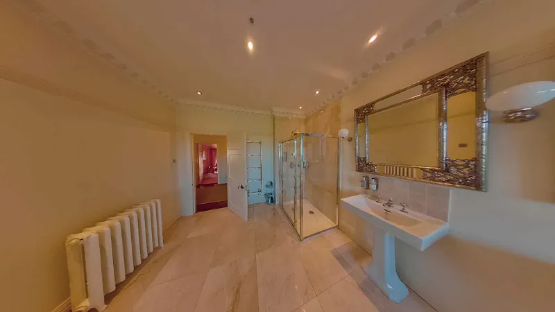 Bathroom at Haywards Heath Victorian manor, B1997 (photo 23)