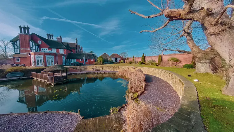 Pond at Haywards Heath Victorian manor, B1997 (photo 57)