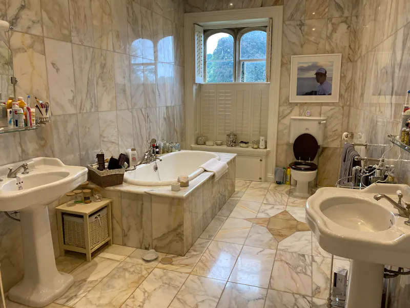 Bathroom at Taunton Manor House, H1019 (photo 52)