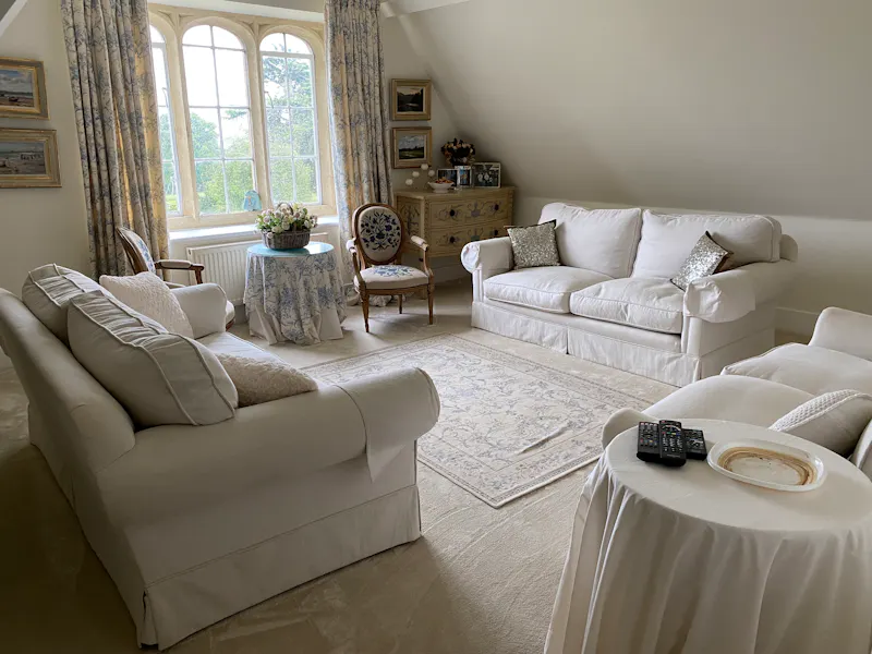 Living Room at Taunton Manor House, H1019 (photo 31)