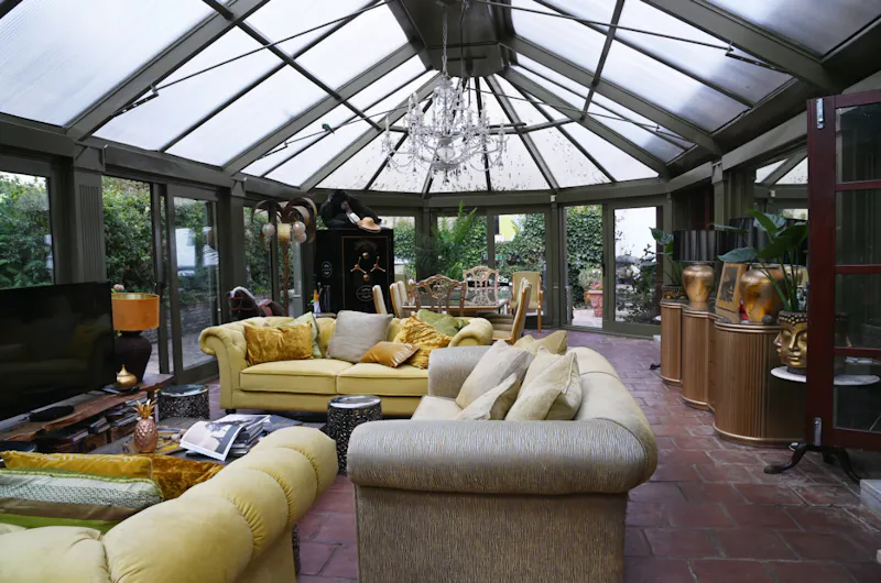 Bohemian Basildon pool house, D2671 (photo 11)
