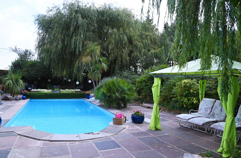 Bohemian Basildon pool house, D2671 (photo 51)