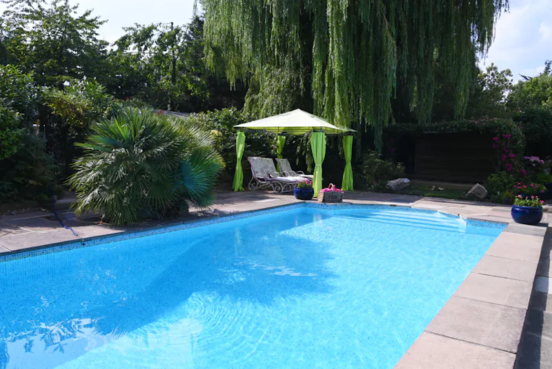 Bohemian Basildon pool house, D2671 (photo 54)