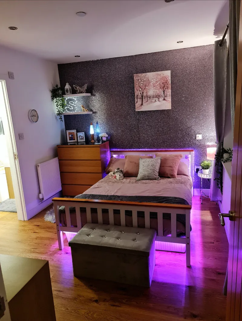 Bedroom at Merthyr Tydfil Modern Home, D2672 (photo 10)