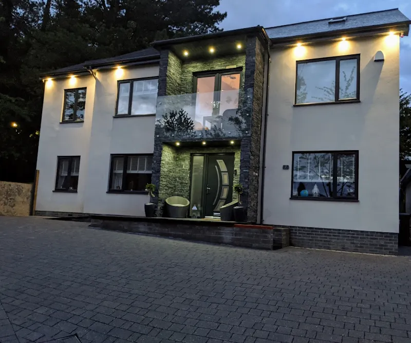 Driveway at Merthyr Tydfil Modern Home, D2672 (photo 1)