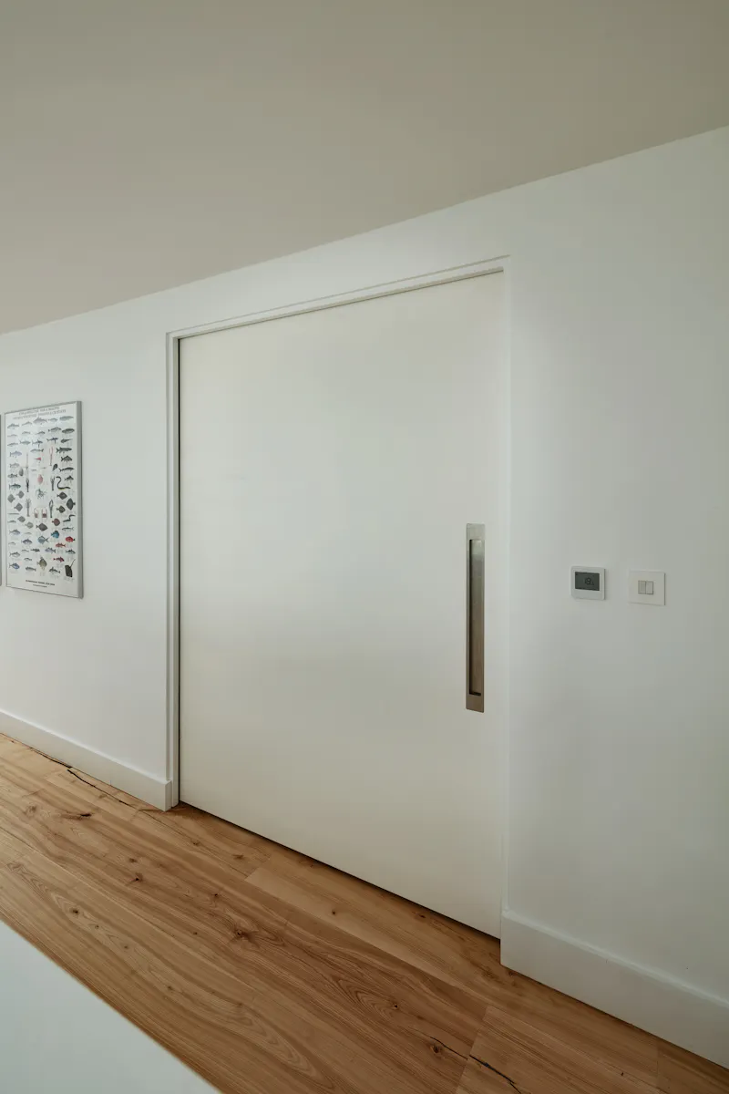 Award winning Harkstead house, K458 (photo 11)