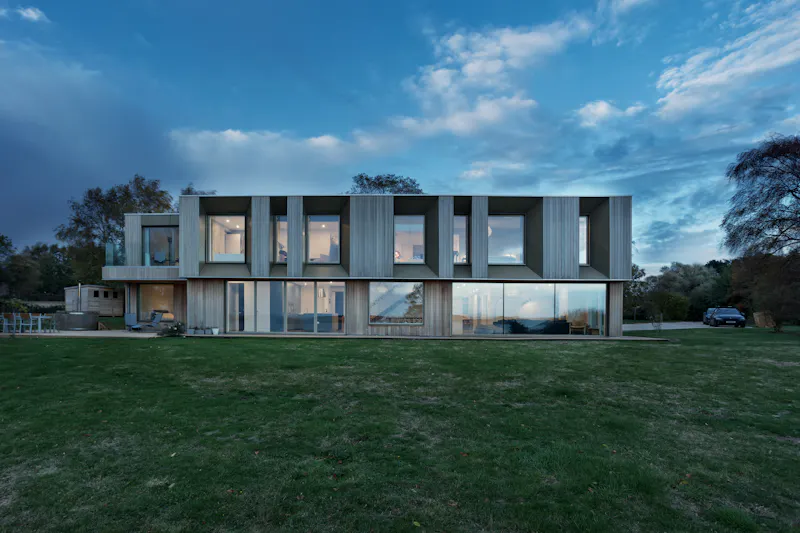 Award winning Harkstead house, K458 (photo 47)