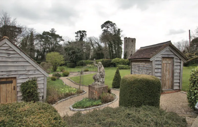 Woodland at Caterham Country House, B2001 (photo 20)