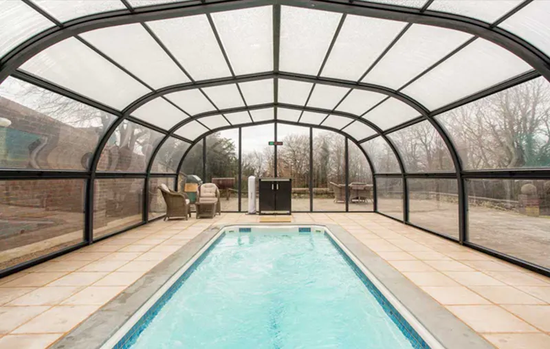 Swimming pool - indoor at Caterham Country House, B2001 (photo 16)