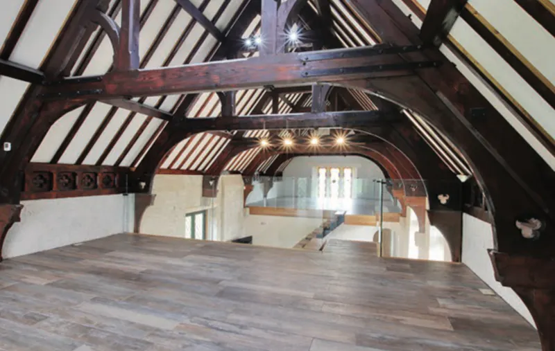 Mezzanine at Caterham Country House, B2001 (photo 13)