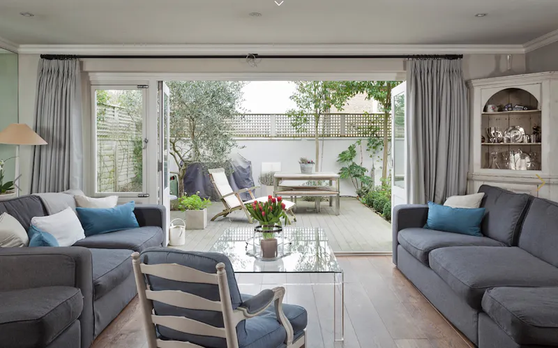 Terrace/Patio at Light Wandsworth home, D2676 (photo 8)