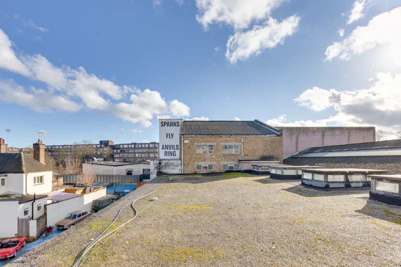 Brentford disused car factory, N528 (photo 16)