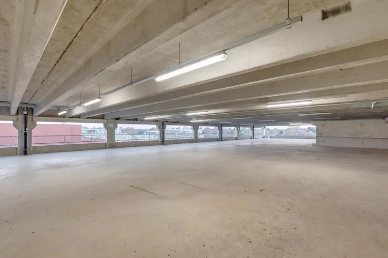 Brentford multi-storey car park, N527 (photo 10)