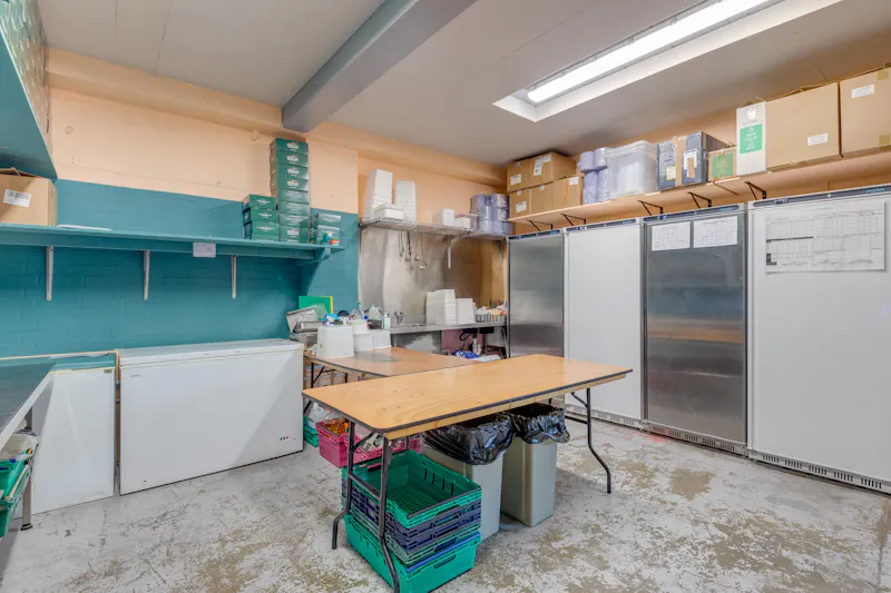 Utility room at Versatile Brentford warehouse, Q153 (photo 21)