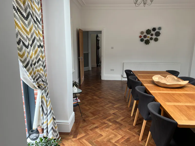 White Rendor Romiley Home, D2679 (photo 19)