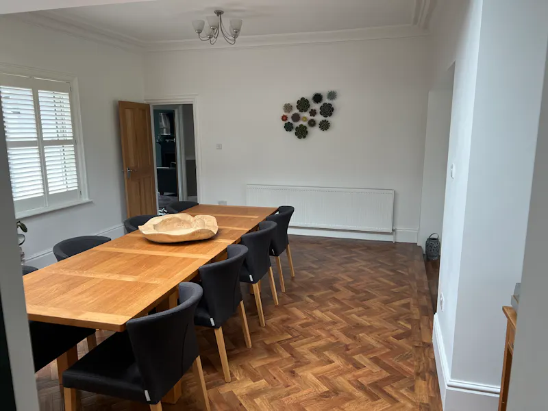 White Rendor Romiley Home, D2679 (photo 16)