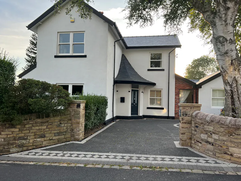 Driveway at White Rendor Romiley Home, D2679 (photo 1)