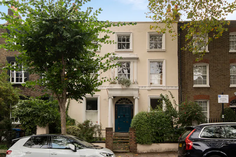 Bright Denmark Hill apartment, A1594 (photo 1)