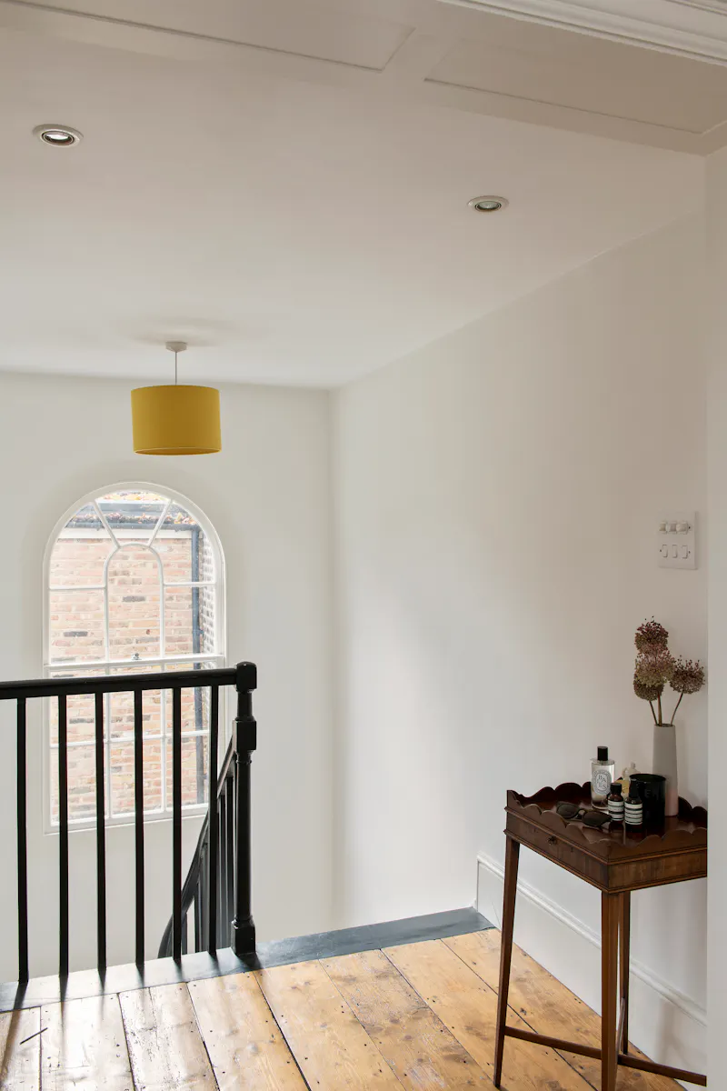 Staircase at  Bright Denmark Hill apartment, A1594 (photo 12)