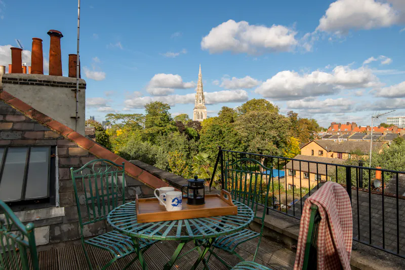 Roof terrace at  Bright Denmark Hill apartment, A1594 (photo 23)