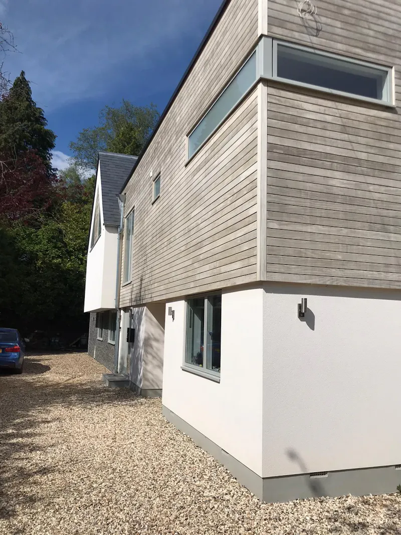 Light-Filled Haslemere  Home, D2682 (photo 31)