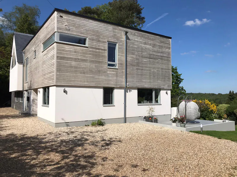 Light-Filled Haslemere  Home, D2682 (photo 35)