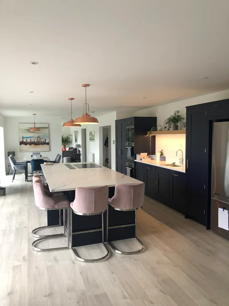 Light-Filled Haslemere  Home, D2682 (photo 5)