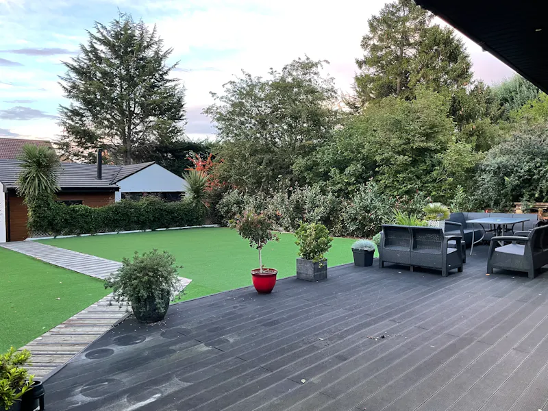 Terrace/Patio at Modern Millbrook house, K471 (photo 56)