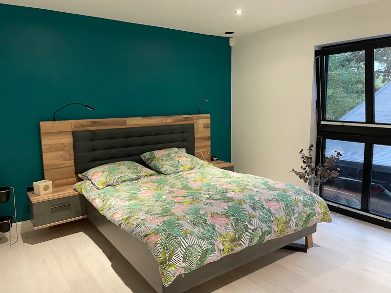 Bedroom at Modern Millbrook house, K471 (photo 44)