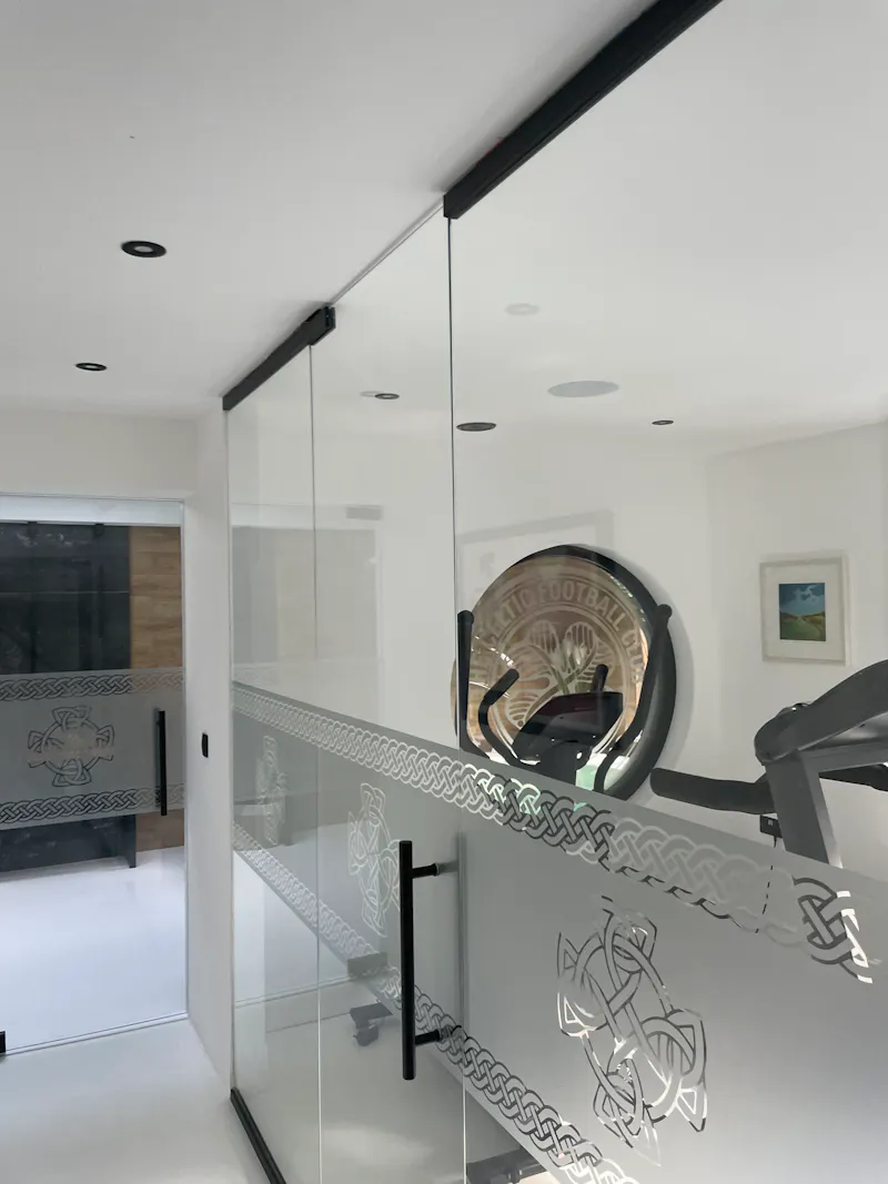 Modern Millbrook house, K471 (photo 45)