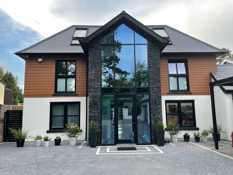 Modern Millbrook house, K471 (photo 62)