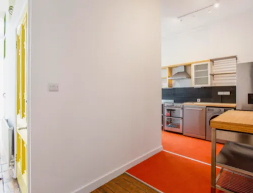 Working artist's studio in Hoxton., F664