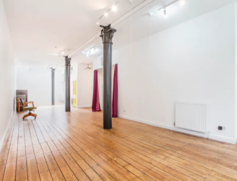 Floor - wooden at Working artist's studio in Hoxton., F664 (photo 3)