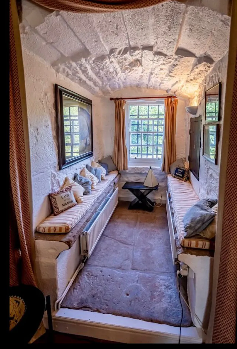 Sitting room at Lockerbie Castle, SC1 (photo 12)