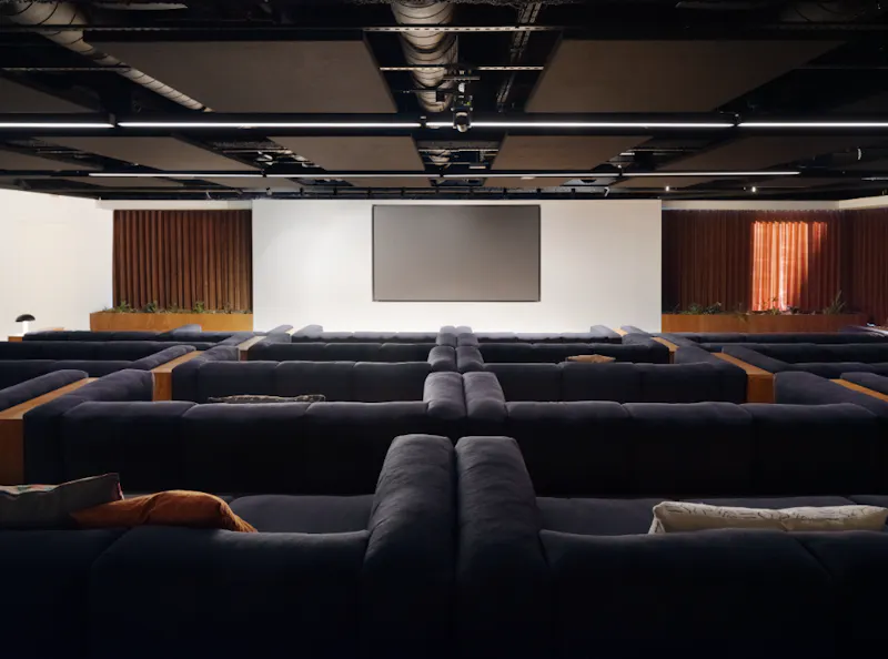 Home cinema at Waterloo Luxury Workspace, K473 (photo 19)