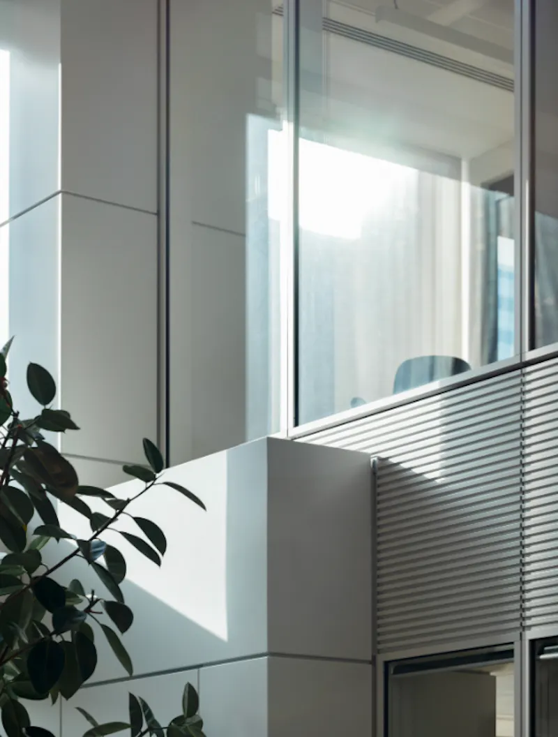 Canary Wharf workspace, T175 (photo 6)