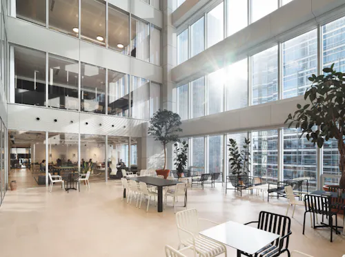 Canary Wharf workspace, T175