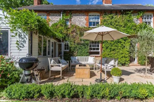 Attractive Andover Home, D2683