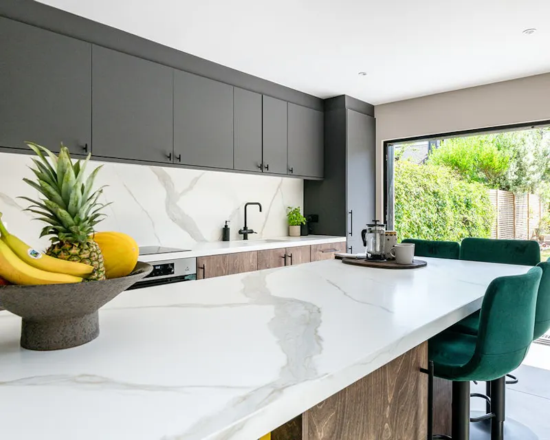 Contemporary Richmond house, D2688 (photo 15)